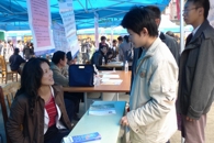 魅力柳职铸英才，八方伯乐多青睐——柳州市2011届高校毕业生供需见面会暨柳州职业技术学院专场招聘会隆重举行
