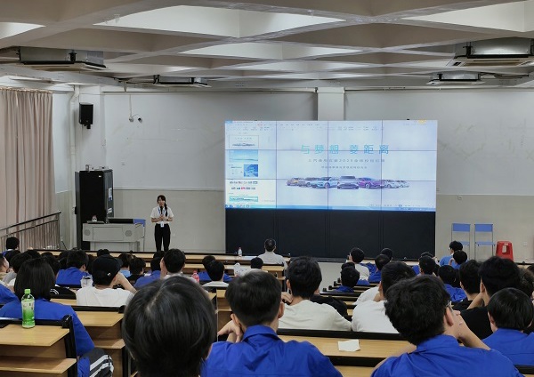 【访企拓岗促就业】上汽通用五菱汽车股份有限公司到机电工程学院开展专场宣讲会