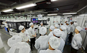 东莞新能德牵手机电工程学院，师生参访共促校企合作