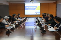 柳州市人大常委会副主任、总工会主席梁日春一行到我校调研交流