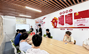 贸易与旅游管理学院2022网络营销与直播电商2班开展 “传承红色基因，弘扬英烈精神”主题团日活动